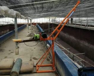 想買快速吊運(yùn)水泥沙子的機(jī)器就選室外吊運(yùn)機(jī)